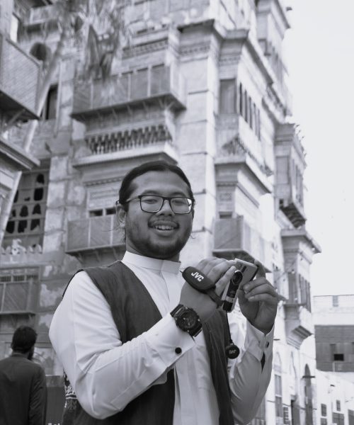 Omar مساعد، تجربة الزوار