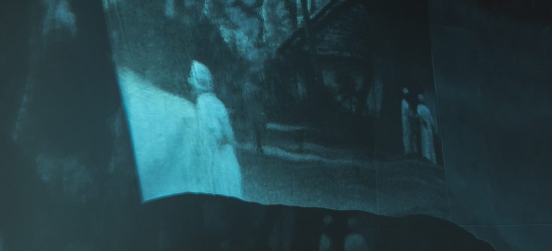 حكايات مغمورة: ورشة عمل الأرشيف المائي مع هدى طيب