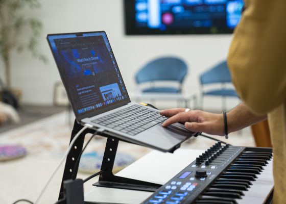 Hayy Sounds presents Collaborative Songwriting Lab