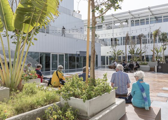 أول حديقة مجتمعية وحسية ثبات و نبات في حي جميل