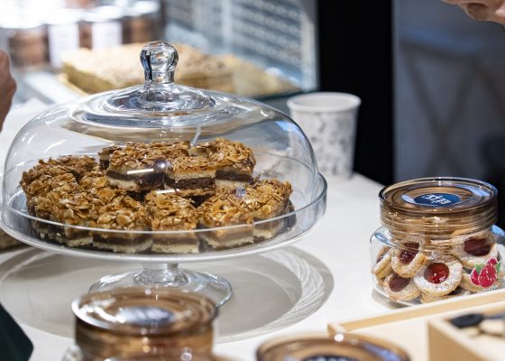 Hayy Markets | The Bakers Market: A Collaboration Between Aysh Academy and Art Jameel