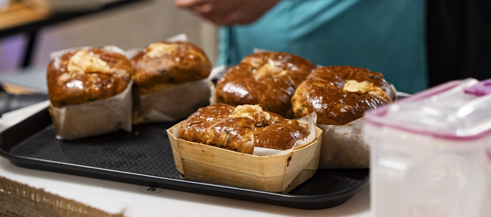 Hayy Markets | The Bakers Market: A Collaboration Between Aysh Academy and Art Jameel