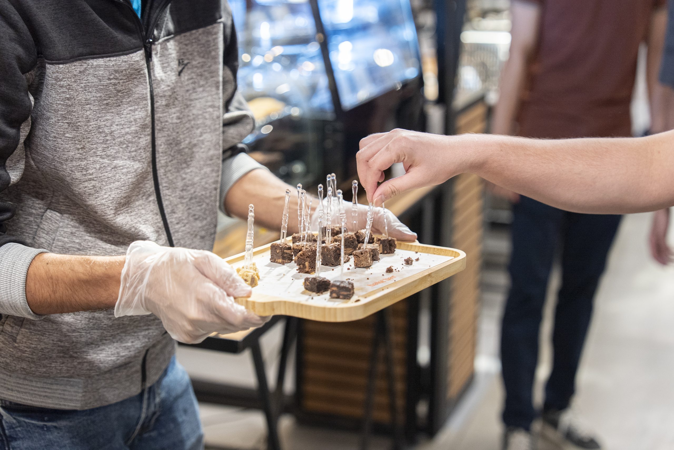 Hayy Markets | The Bakers Market: A Collaboration Between Aysh Academy and Art Jameel